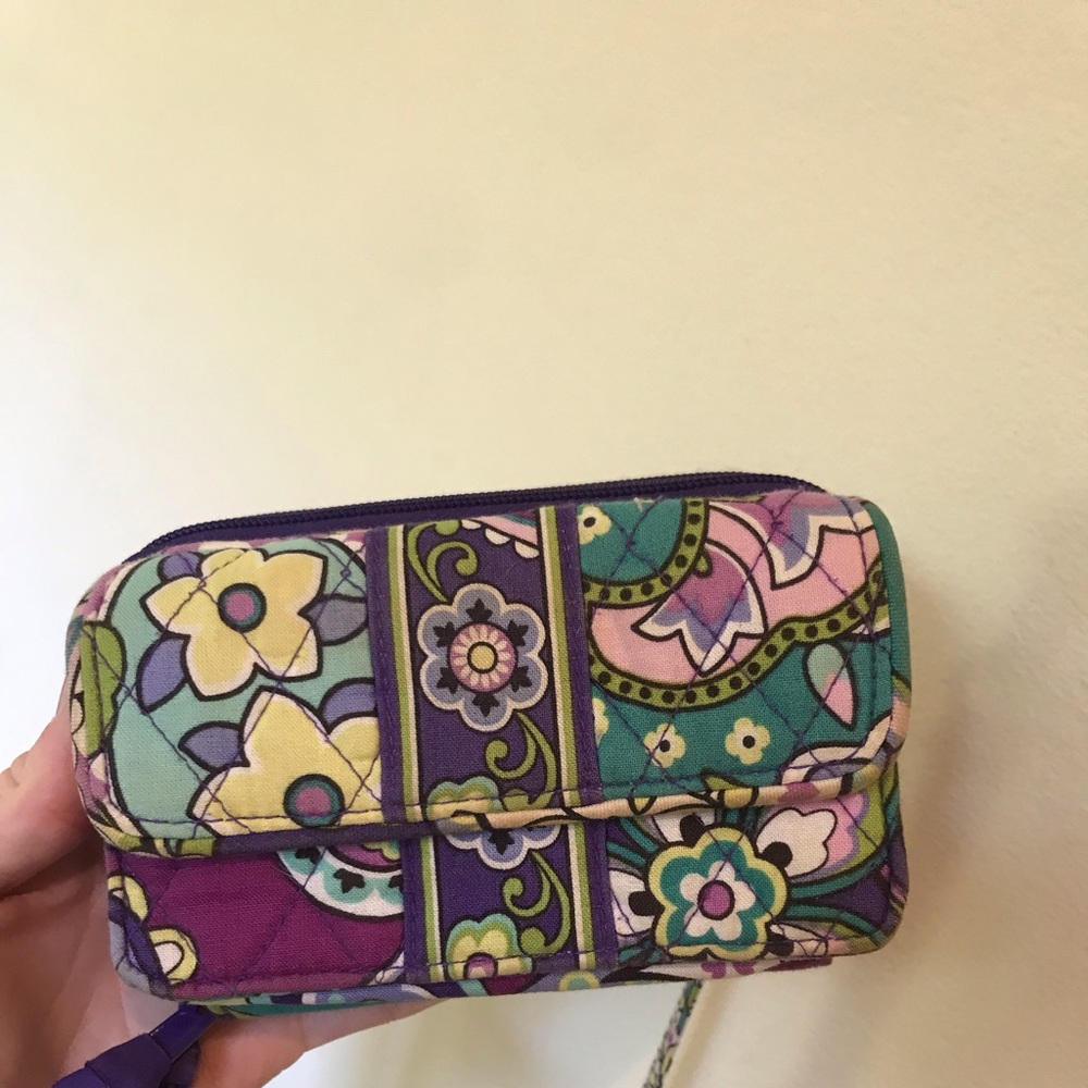 Vera Bradley Iconic RFID All in One Crossbody!